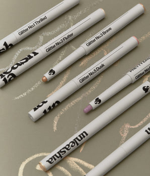 Pretty Easy Glitter Stick ~ 7 Colours